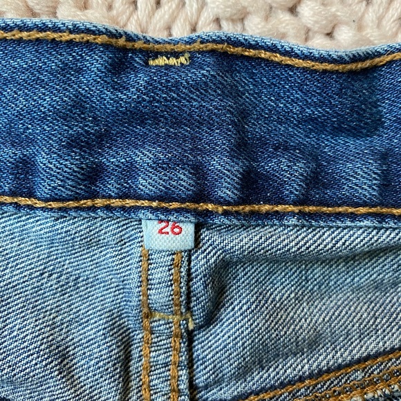 LEVI DENIM SHORTS - Picture 3 of 4